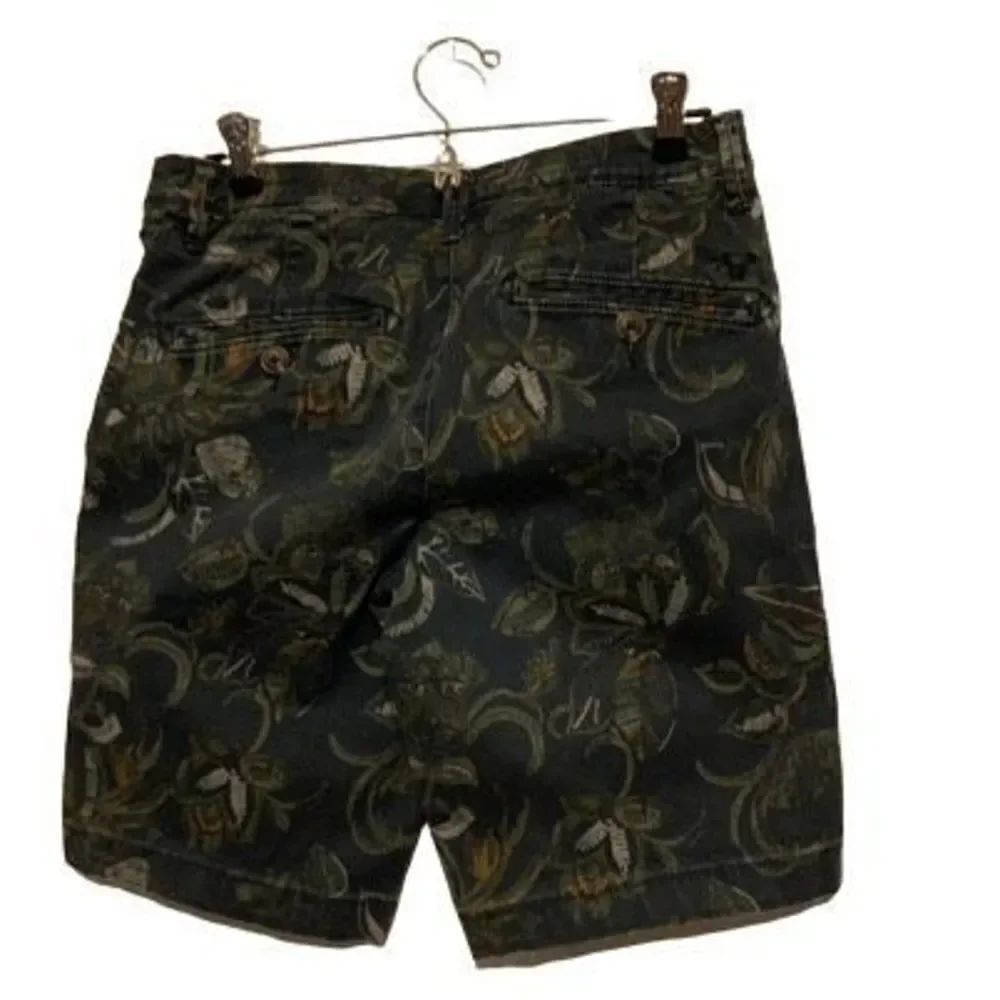 American Eagle Outfitters Active Flex Slim Size 28 Green Floral Shorts